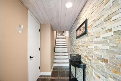 529 Sandy Hook Road, Treasure Island, FL 33706 - Photo 5