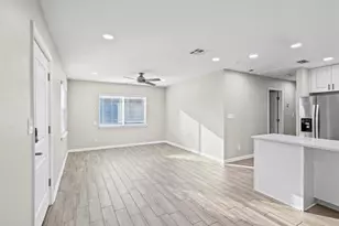 7307 34th Ave N, Saint Petersburg, FL 33710 - Photo 5