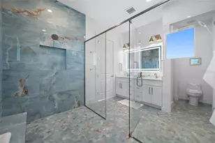 11460 7th St E, Treasure Island, FL 33706 - Photo 43