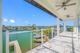 11460 7th St E, Treasure Island, FL 33706 - Photo 41