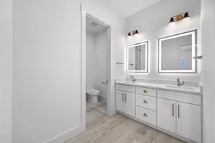 11460 7th St E, Treasure Island, FL 33706 - Photo 31