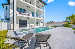 11460 7th St E, Treasure Island, FL 33706 - Photo 3