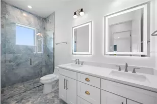 11460 7th St E, Treasure Island, FL 33706 - Photo 35