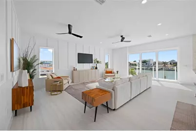 11460 7th Street E, Treasure Island, FL 33706 - Photo 7