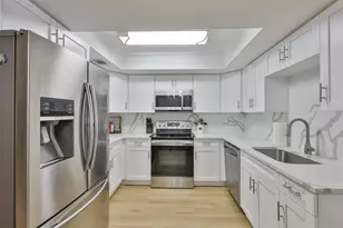 6503 Manila Palm Way, Apollo Beach, FL 33572 - Photo 11