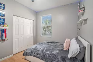 1135 Millbrook Cir, Bradenton, FL 34212 - Photo 9