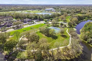 13920 Clubhouse Dr, Tampa, FL 33618 - Photo 35