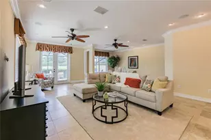 13920 Clubhouse Dr, Tampa, FL 33618 - Photo 7