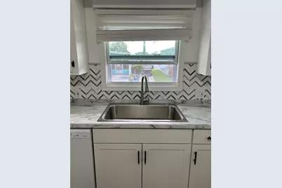 576 Queen Palm Street, Largo, FL 33778 - Photo 7