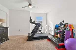 5228 New Friendship Pl, Tampa, FL 33619 - Photo 23