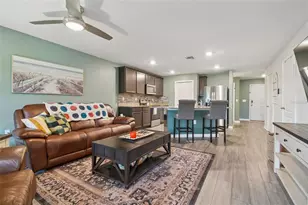 5228 New Friendship Pl, Tampa, FL 33619 - Photo 9