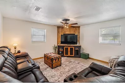 2405 Summerlin Drive, Clearwater, FL 33764 - Photo 17