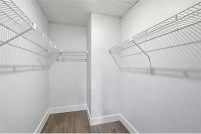 9478 Forest Hills Circle, Tampa, FL 33612 - Photo 21