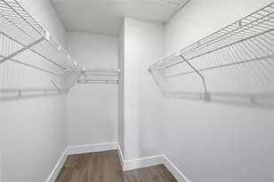 9478 Forest Hills Cir, Tampa, FL 33612 - Photo 21