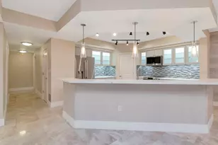 1350 Gulf Blvd, Clearwater Beach, FL 33767 - Photo 21