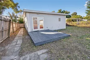 5021 37th Ave N, Saint Petersburg, FL 33710 - Photo 29