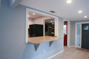 5021 37th Ave N, Saint Petersburg, FL 33710 - Photo 5