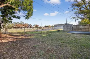 5021 37th Ave N, Saint Petersburg, FL 33710 - Photo 27