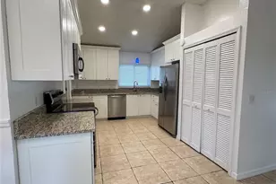 4135 Quail Briar Dr, Valrico, FL 33596 - Photo 9