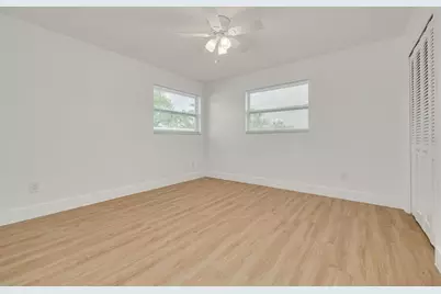 13641 Pleasant Drive, Largo, FL 33774 - Photo 25