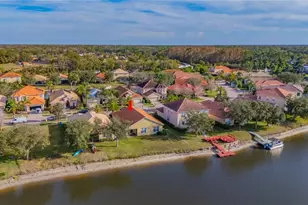 18028 Java Isle Dr, Tampa, FL 33647 - Photo 13