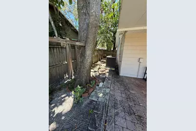 11102 28th Street, Tampa, FL 33612 - Photo 11