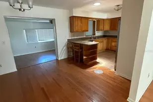 11102 28th St, Tampa, FL 33612 - Photo 5