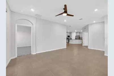 411 157th Court E, Bradenton, FL 34212 - Photo 9
