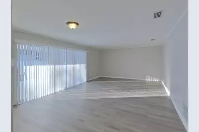 [Address not provided], Tampa, FL 33617 - Photo 3