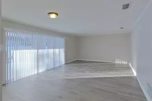 [Address not provided], Tampa, FL 33617 - Photo 3