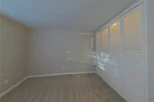 [Address not provided], Tampa, FL 33617 - Photo 7