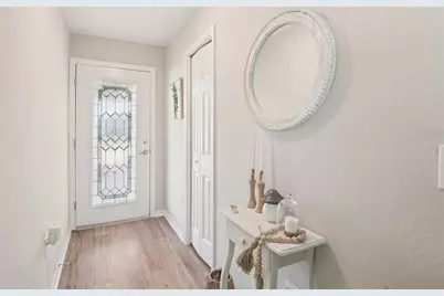 523 Valentina Lane, Auburndale, FL 33823 - Photo 9