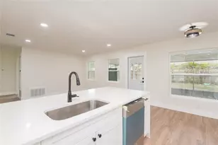 916 Tangelo Pl, Brandon, FL 33510 - Photo 11