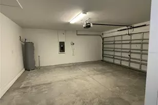 36544 Smithfield Ln, Zephyrhills, FL 33541 - Photo 21