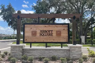 36544 Smithfield Ln, Zephyrhills, FL 33541 - Photo 23