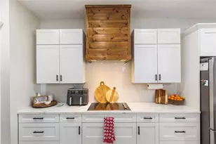 32923 Drake Estates Way, Dade City, FL 33525 - Photo 9