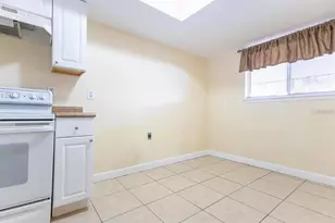 6332 Newtown Cir, Tampa, FL 33615 - Photo 3
