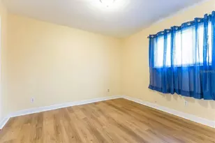 6332 Newtown Cir, Tampa, FL 33615 - Photo 11