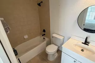 5220 W Kennedy Blvd, Tampa, FL 33609 - Photo 17