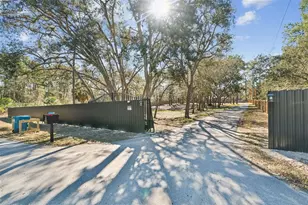 9078 Birmingham Ave, Weeki Wachee, FL 34613 - Photo 31