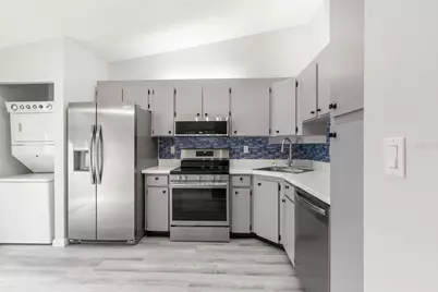 1371 Pine Ridge Circle E #B, Tarpon Springs, FL 34688 - Photo 5