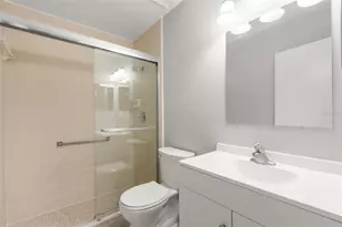 1371 Pine Ridge Cir E, Tarpon Springs, FL 34688 - Photo 17