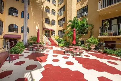 130 4th Avenue N #201, Saint Petersburg, FL 33701 - Photo 35