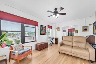 130 4th Ave N, Saint Petersburg, FL 33701 - Photo 7