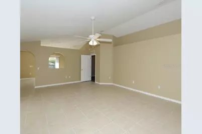 819 Brenton Leaf Drive, Ruskin, FL 33570 - Photo 3