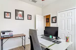 2426 Middleton Grove Dr, Brandon, FL 33511 - Photo 31