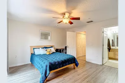 2426 Middleton Grove Drive, Brandon, FL 33511 - Photo 3