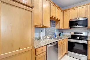 2426 Middleton Grove Dr, Brandon, FL 33511 - Photo 21