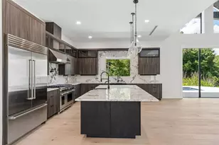 655 Appaloosa Rd, Tarpon Springs, FL 34688 - Photo 5