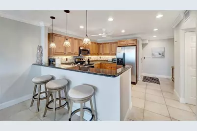 1125 W Peppertree Drive #705, Sarasota, FL 34242 - Photo 11